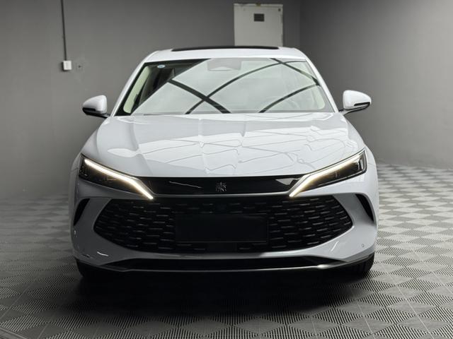 2024 BYD Qin L DM-i 120KM Super Edition