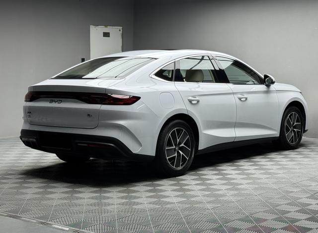 2024 BYD Qin L DM-i 120KM Super Edition