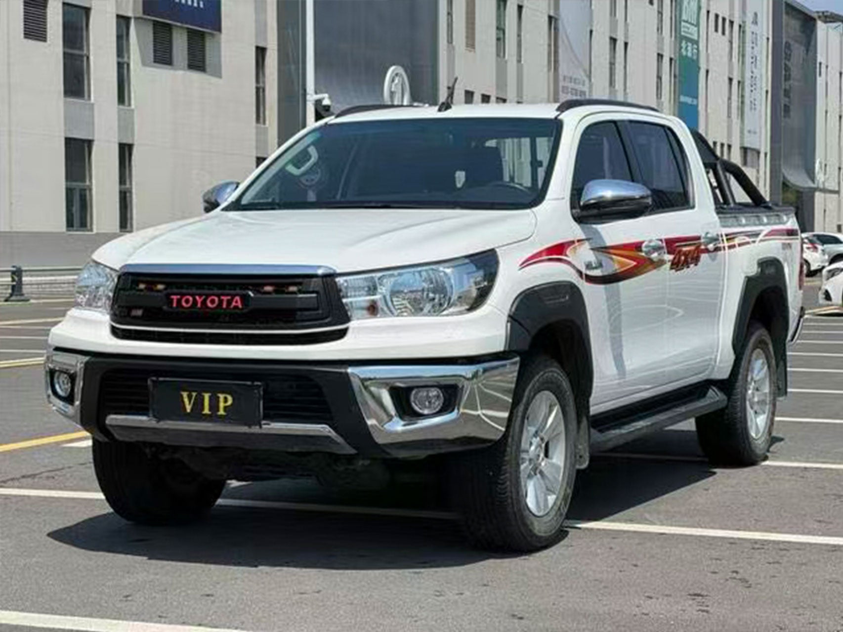 2019 Toyota Hilux 2.7L Gasoline AWD Automatic