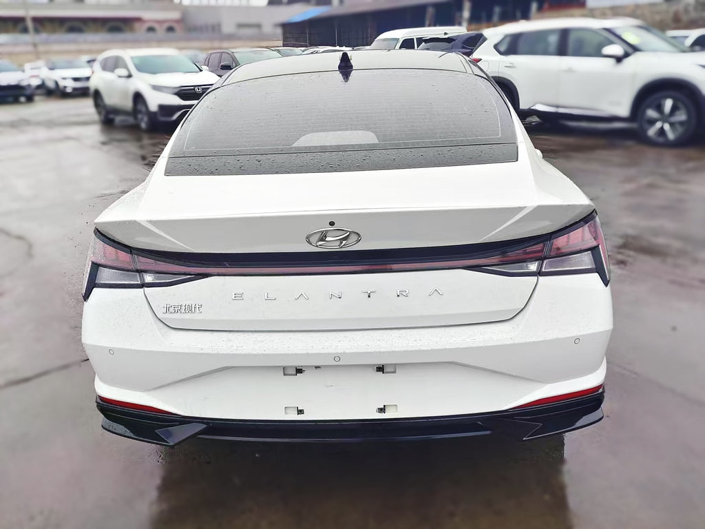 2021 Hyundai Elantra 1.5L CVT LUX