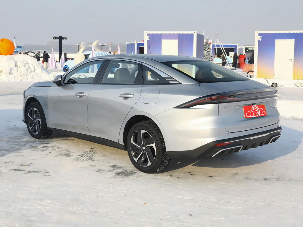 2025 Geely Galaxy L6 PHEV – 1.5 EM-i DHT 60KM (Price Upon Request)