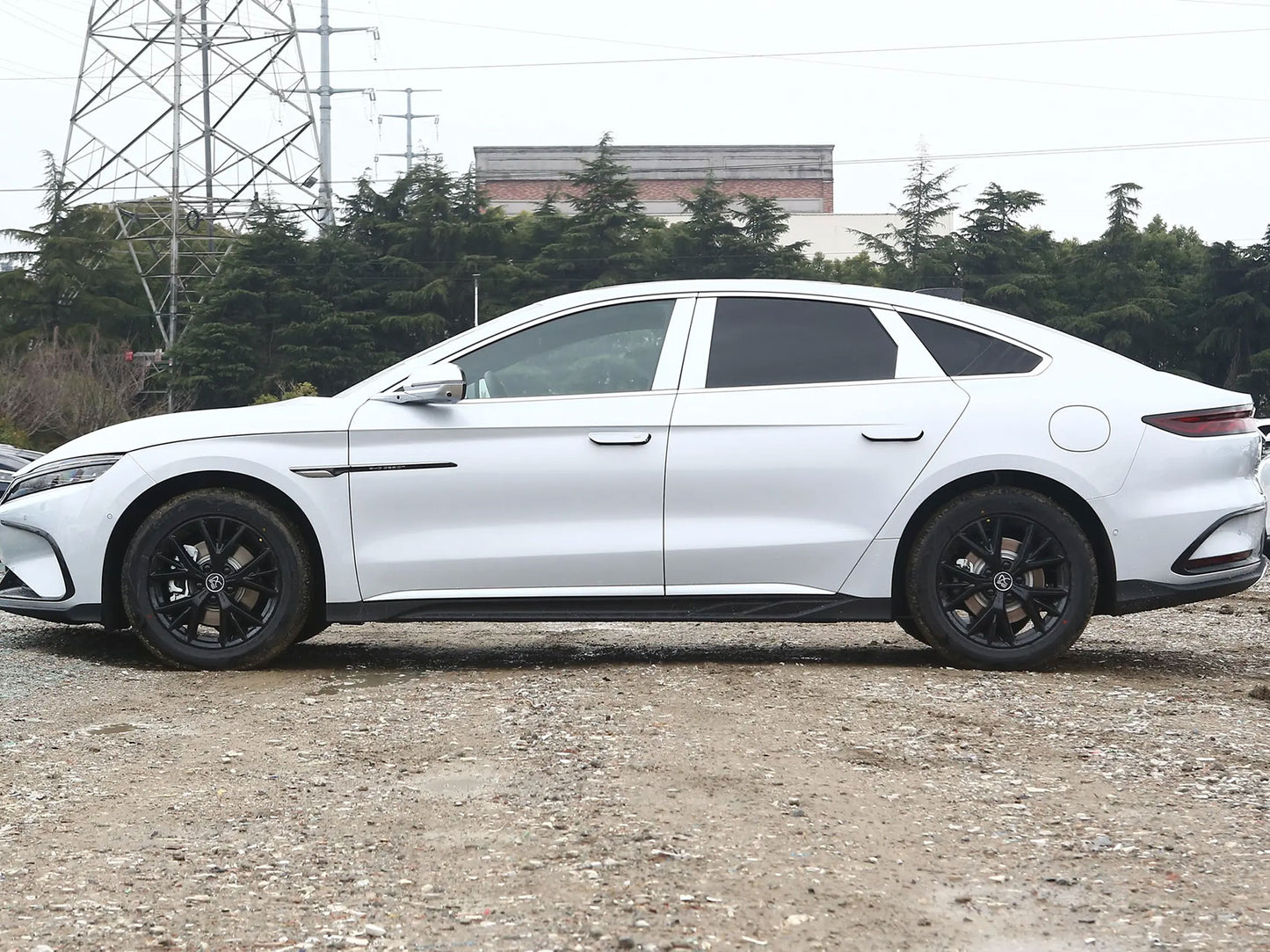 2025 BYD Han L DM-i Plug-in Hybrid Sedan