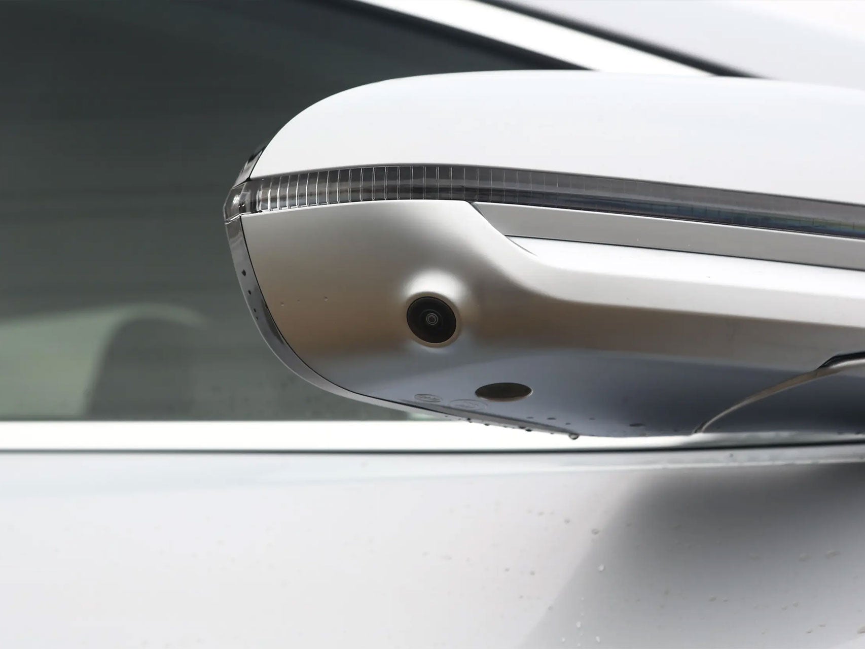 2025 BYD Han L DM-i Plug-in Hybrid Sedan