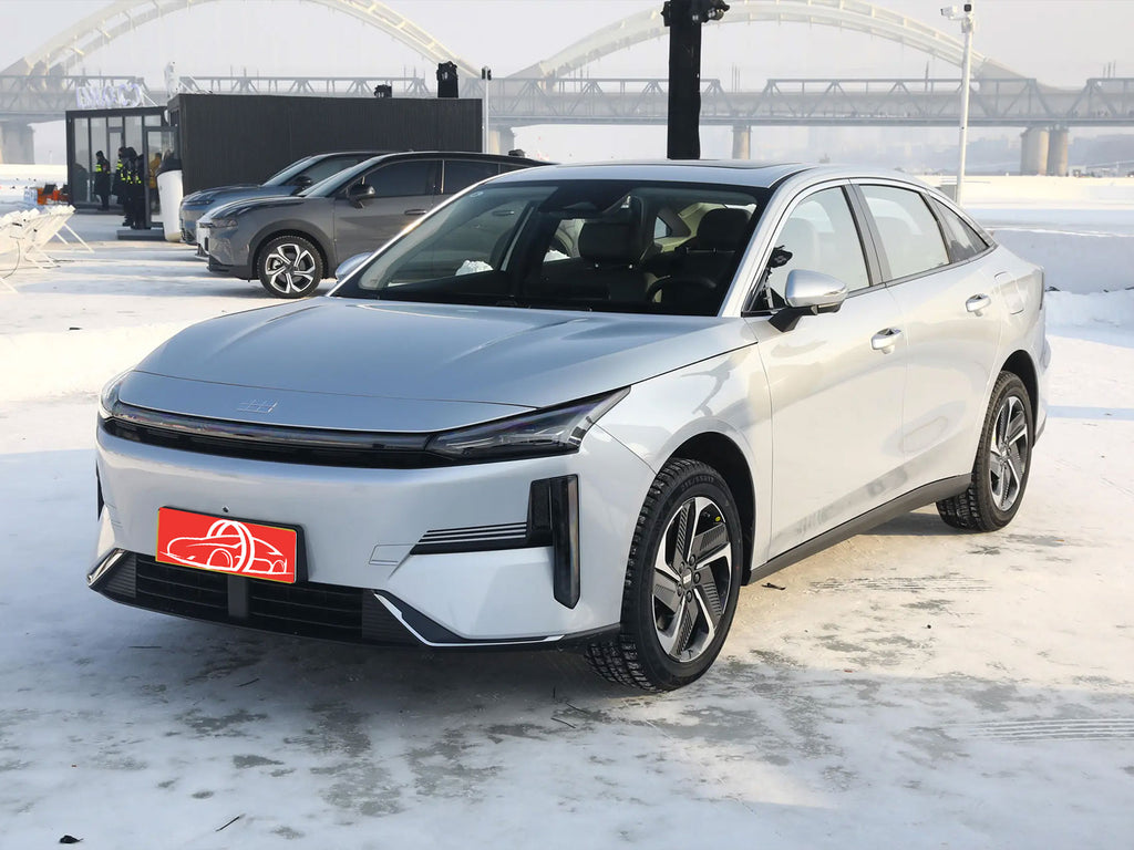 2025 Geely Galaxy L6 PHEV – 1.5 EM-i DHT 60KM (Price Upon Request)